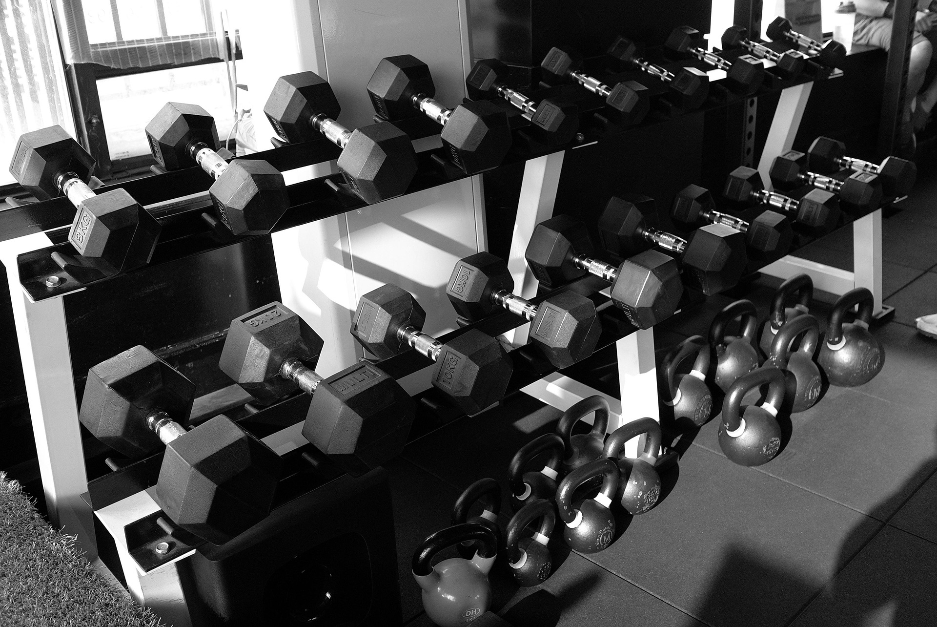 Trendy w świecie fitnessu 2025 - jak internet zmienia sposób, w jaki dbamy o sylwetkę?